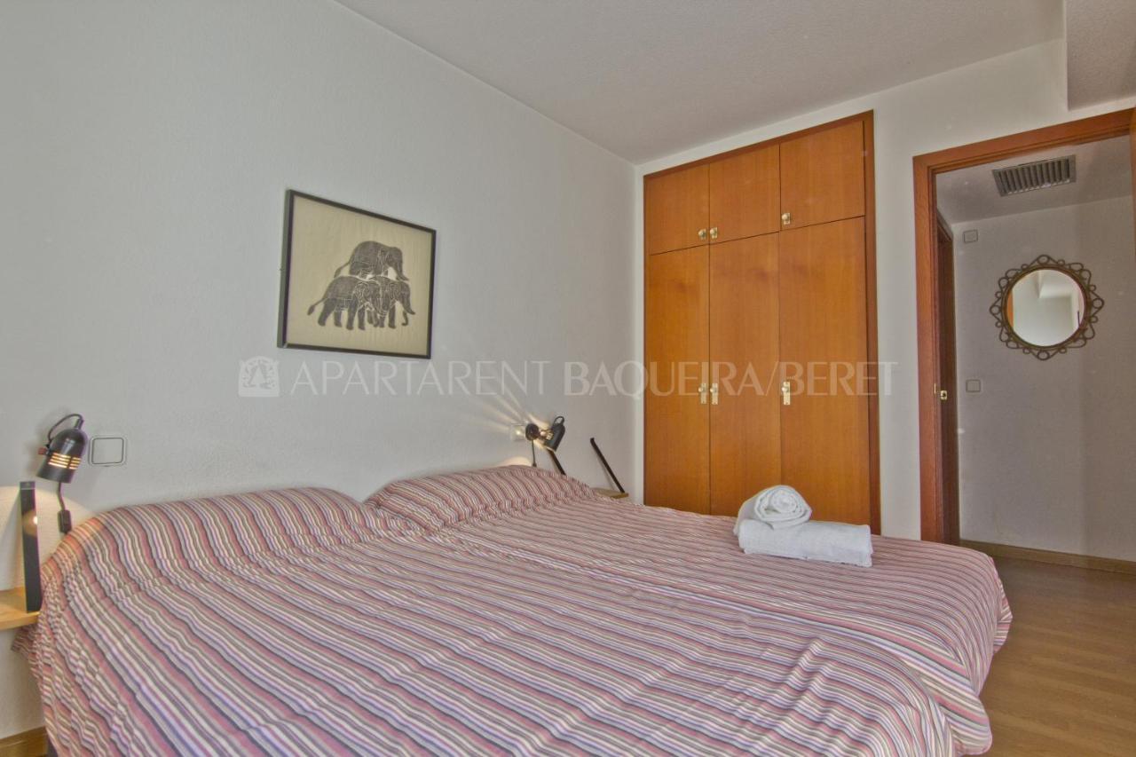 Apartarent 1500 บาเกย์รา-เบเรต ภายนอก รูปภาพ