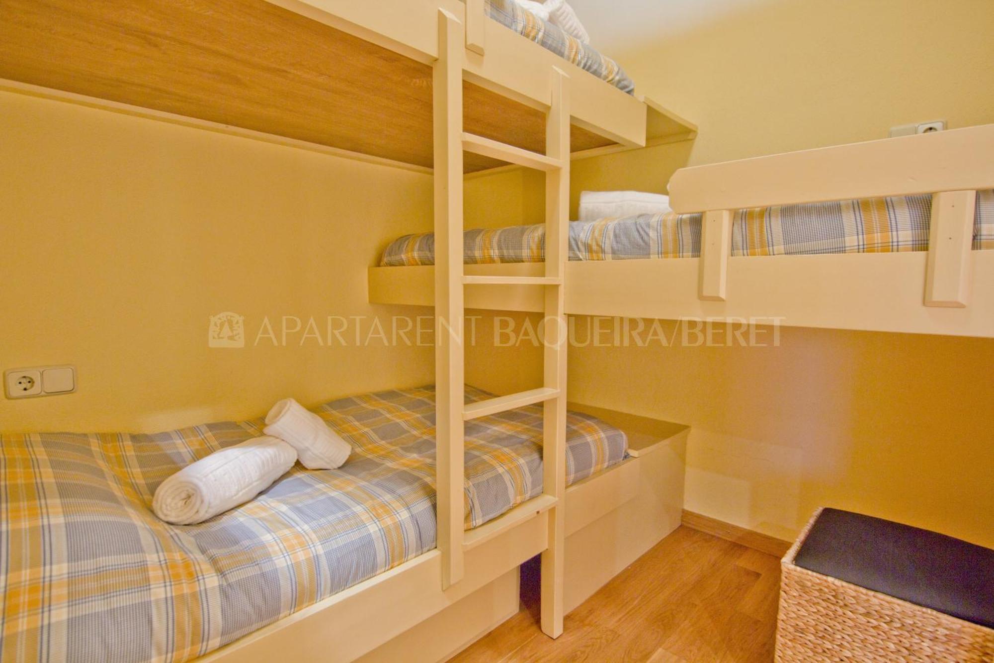 Apartarent 1500 บาเกย์รา-เบเรต ภายนอก รูปภาพ