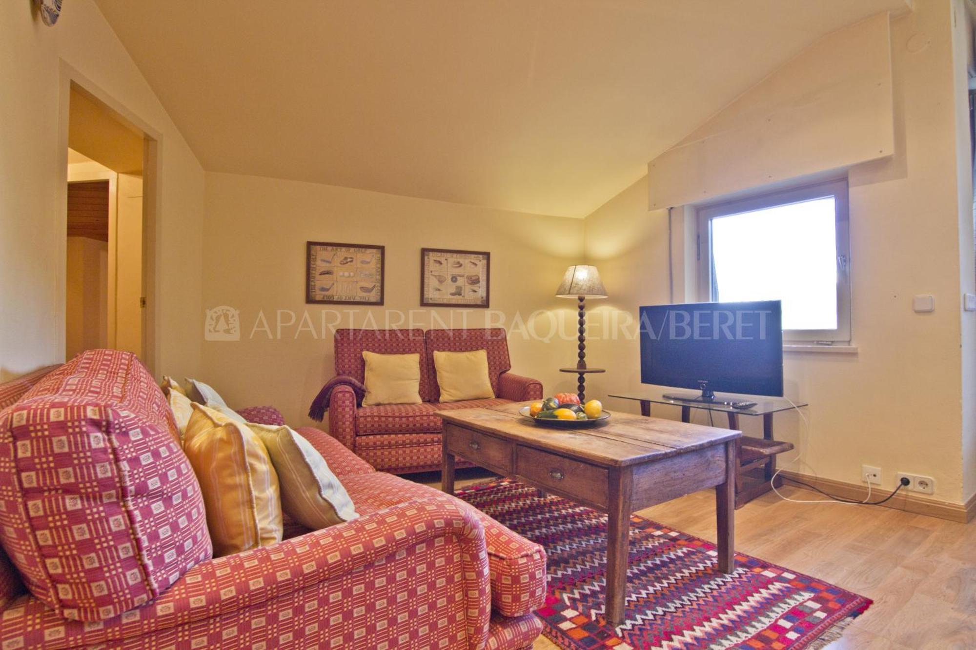 Apartarent 1500 บาเกย์รา-เบเรต ภายนอก รูปภาพ