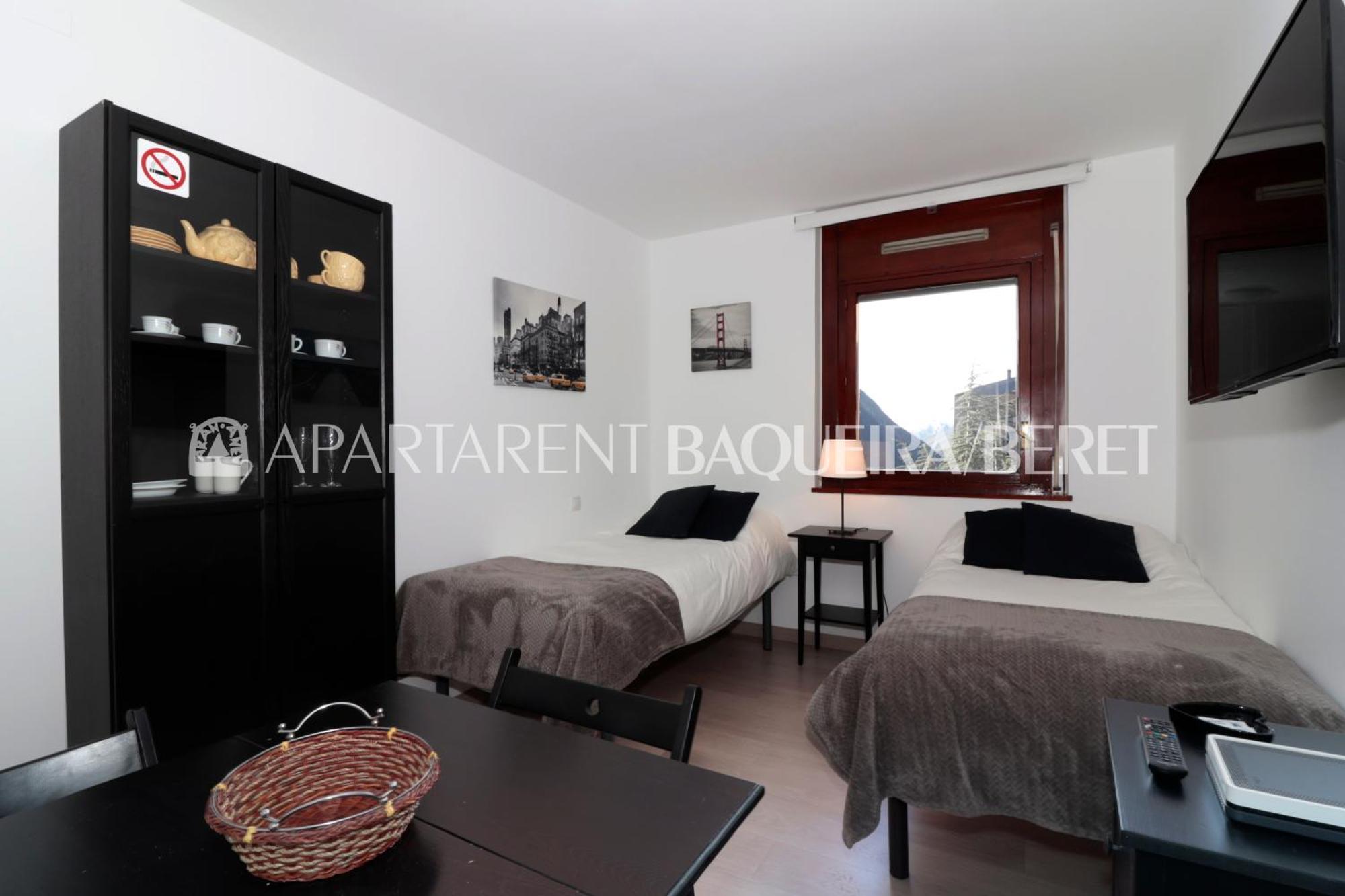 Apartarent 1500 บาเกย์รา-เบเรต ภายนอก รูปภาพ