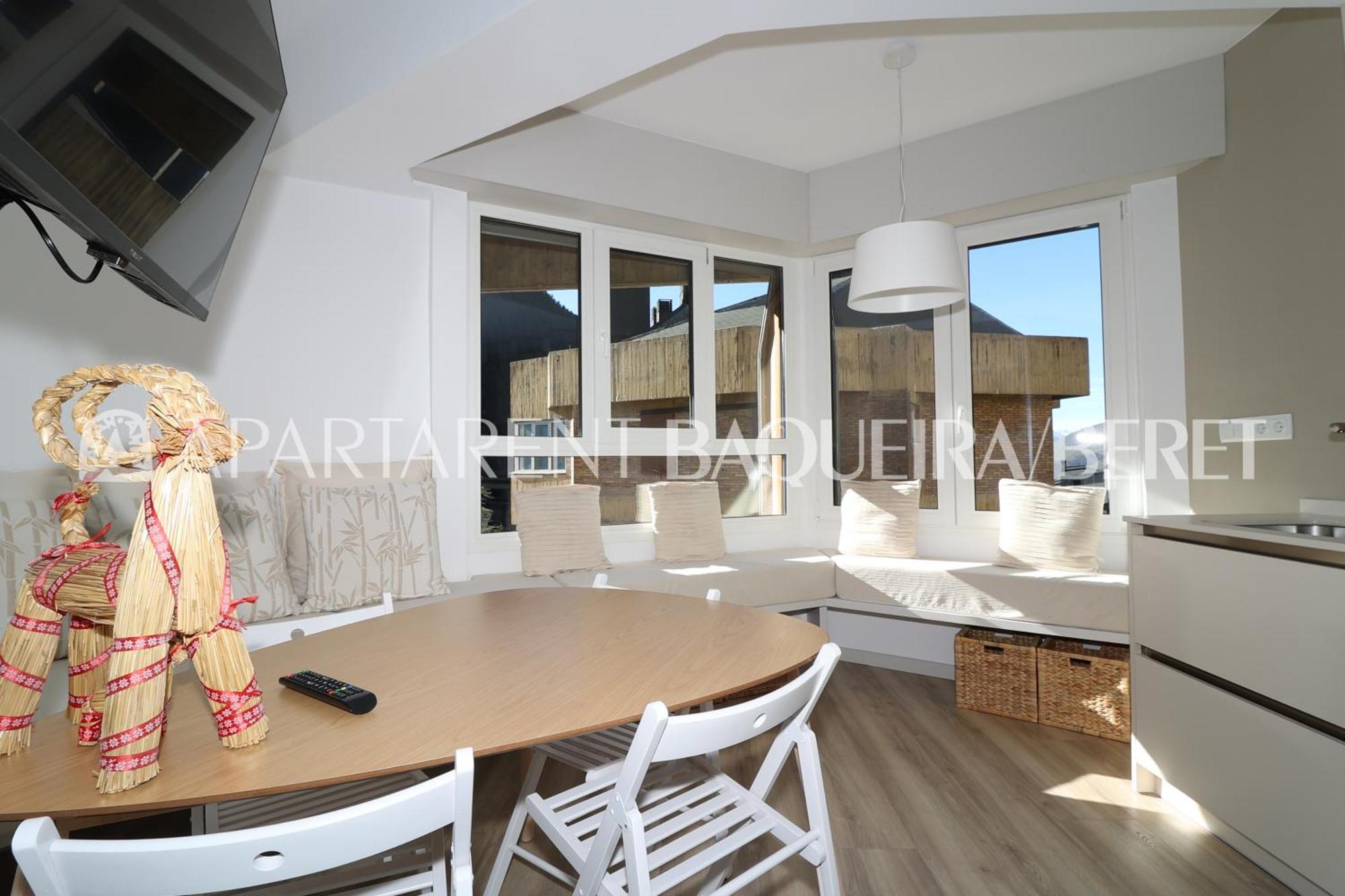 Apartarent 1500 บาเกย์รา-เบเรต ภายนอก รูปภาพ
