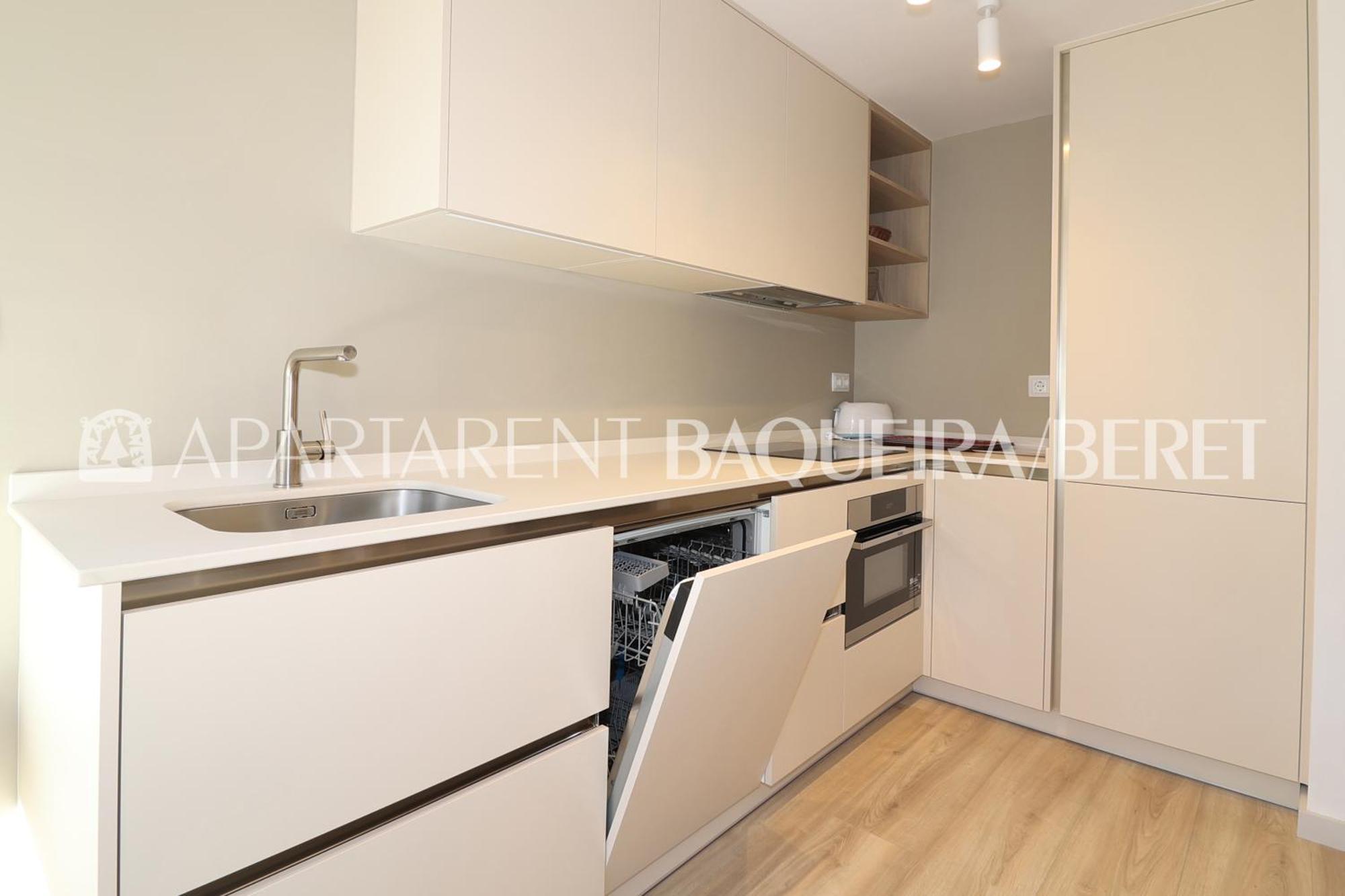 Apartarent 1500 บาเกย์รา-เบเรต ภายนอก รูปภาพ