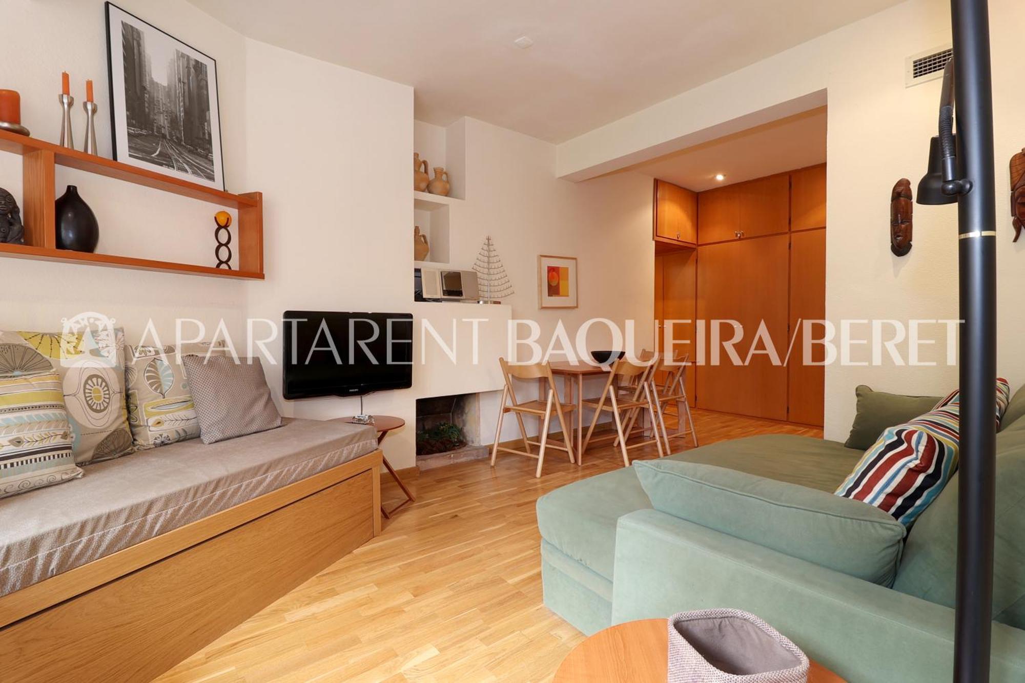 Apartarent 1500 บาเกย์รา-เบเรต ภายนอก รูปภาพ